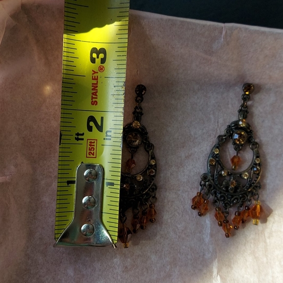 Dangle Earings - Picture 4 of 4